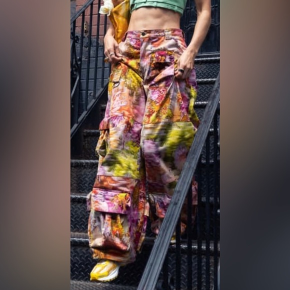 Collina Strada chrysanthemum cargo pants NWT size XS one pair left. - Picture 3 of 8